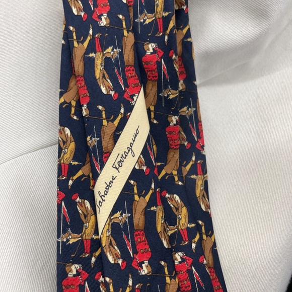 Salvatore feragamo tie - Picture 2 of 2